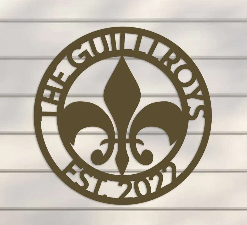 Family Name Sign w Emblem and Year