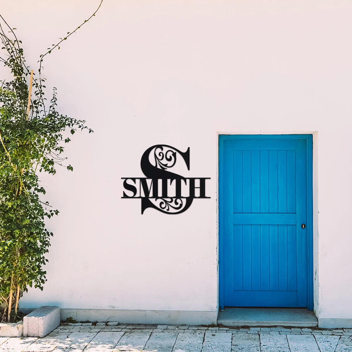 Split Initial Scroll Family Name Sign – Apex Metal Signs